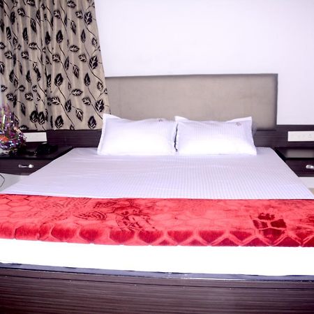 Rāipur Hotel Raj Heritage المظهر الخارجي الصورة